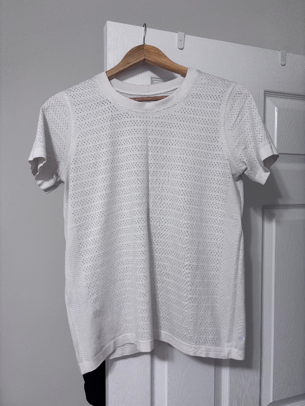 Lululemon tshirt
